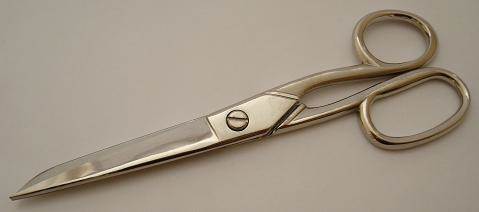 Dressmaker scissors