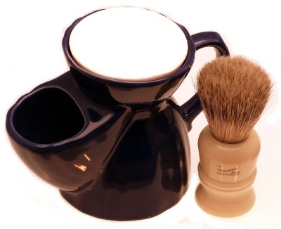 Progress Vulfix 404 shaving brush with blue pottery shaving mug