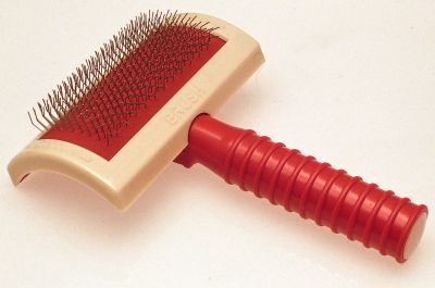 Universal Standard slicker brush