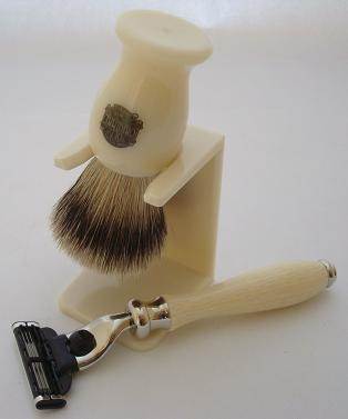 Progress Vulfix Mannin E ivory razor, brush and dripstand