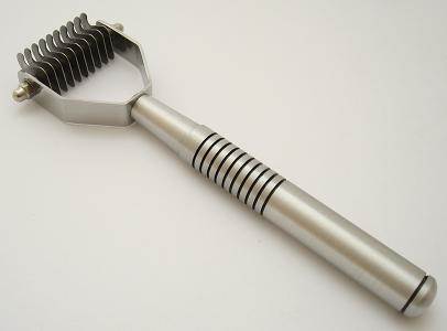 Oster Dog Undercoat rake