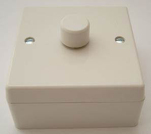 3184_Dimmer_switch_for_regulating_Kennel_and_Cattery_Heaters_.jpg