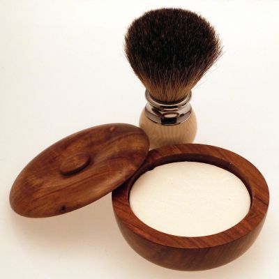 9066-Diamond-Edge-Badger-Bristle-Shaving-Brush-Cream-With-Small-Wood-Shaving.jpg
